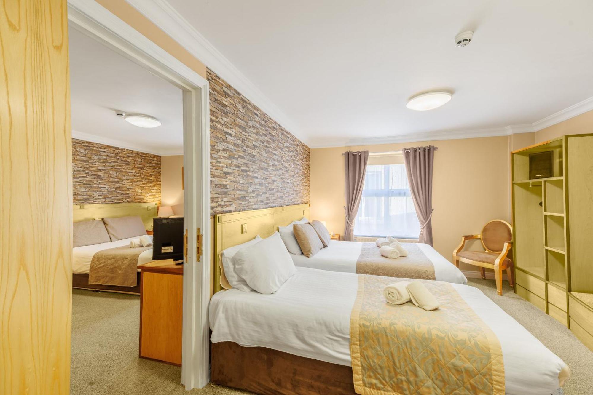 Kilmorey Arms Hotel Kilkeel Ngoại thất bức ảnh